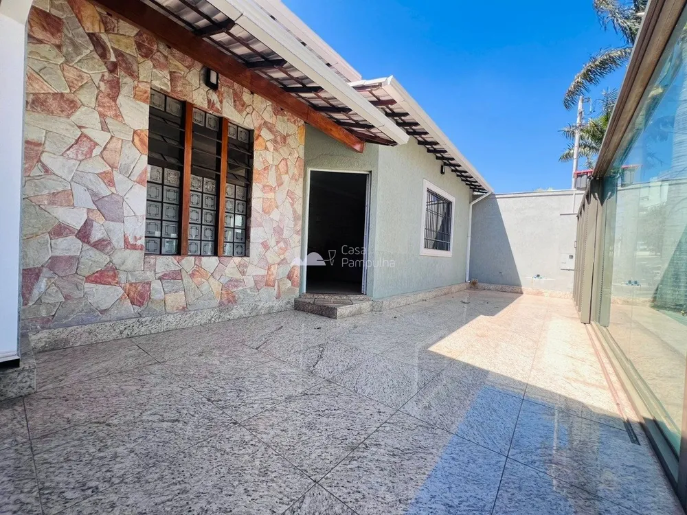 Casa, 3 quartos, 230 m² - Foto 1