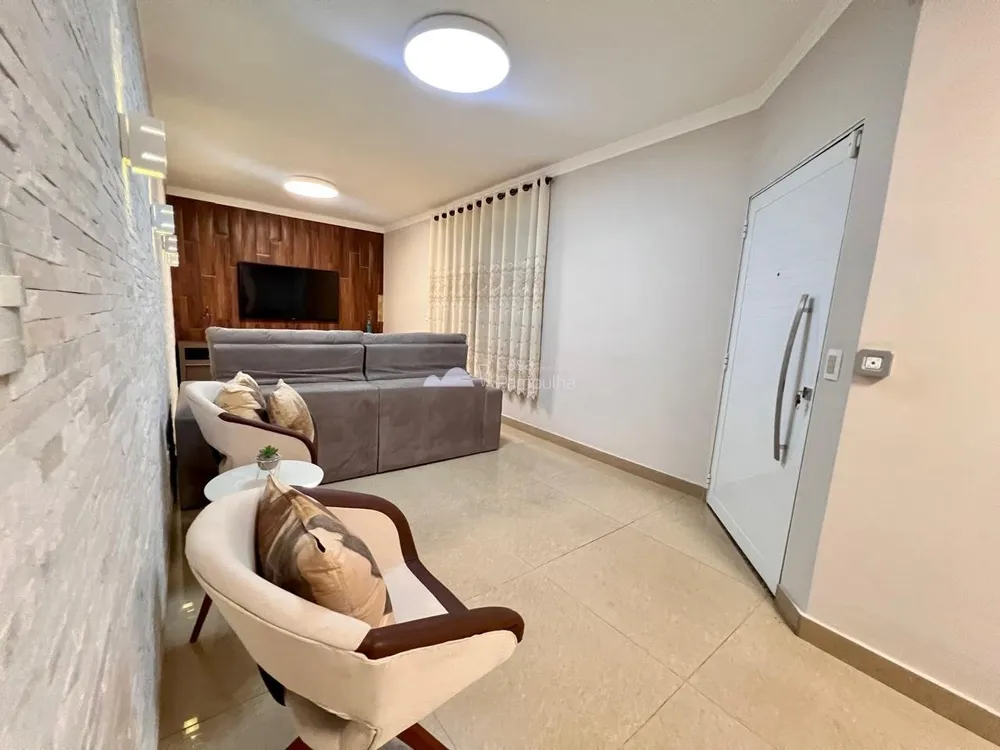 Casa, 3 quartos, 230 m² - Foto 4