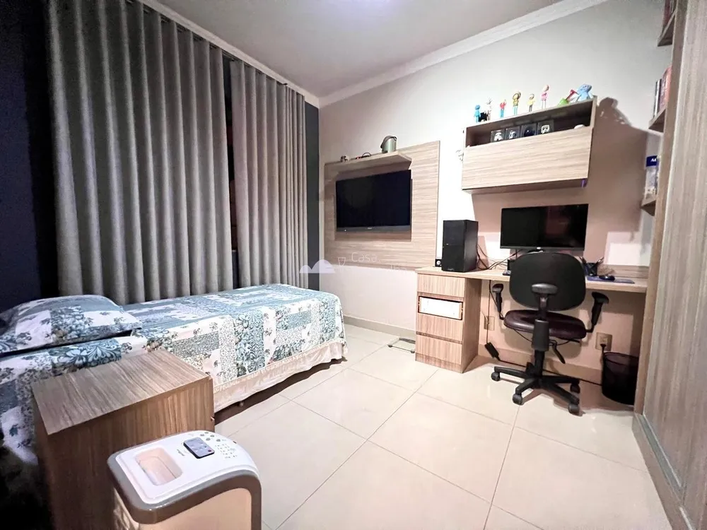 Casa, 3 quartos, 230 m² - Foto 9