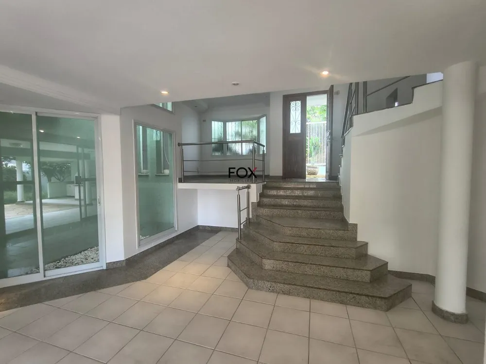 Casa, 4 quartos, 305 m² - Foto 3