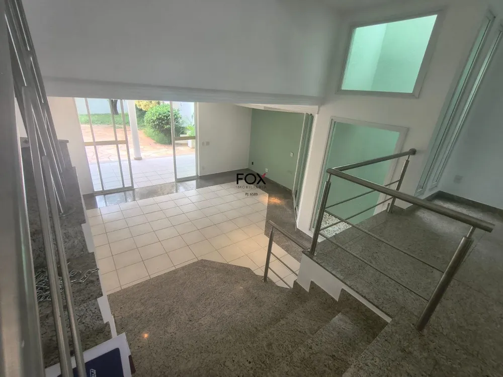 Casa, 4 quartos, 305 m² - Foto 2