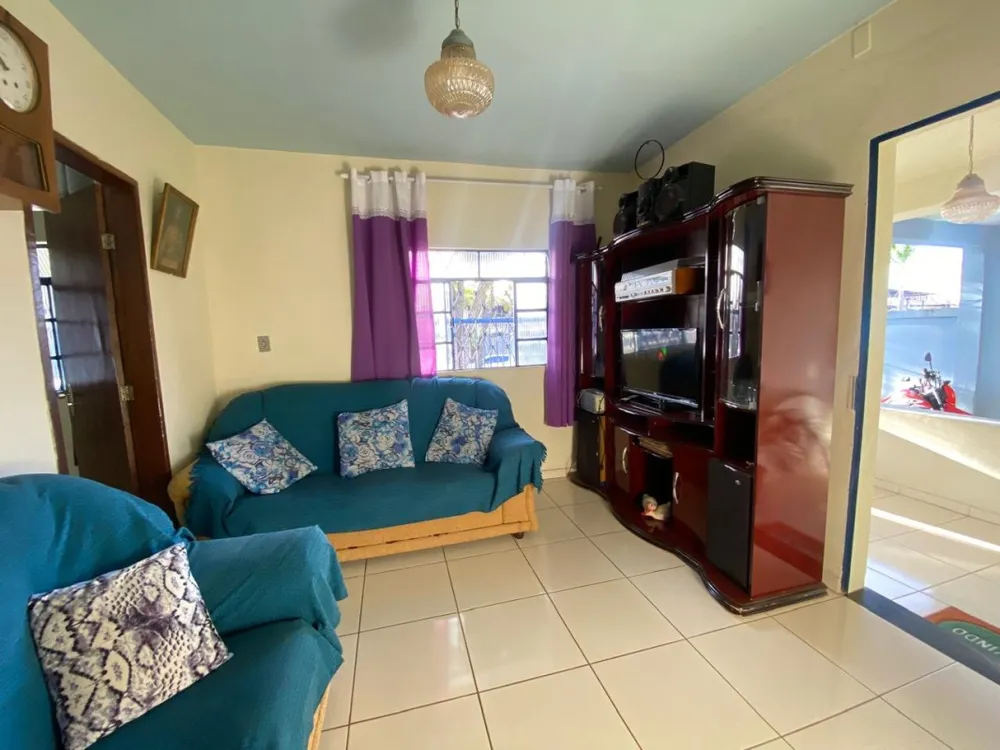 Casa, 3 quartos, 247 m² - Foto 1