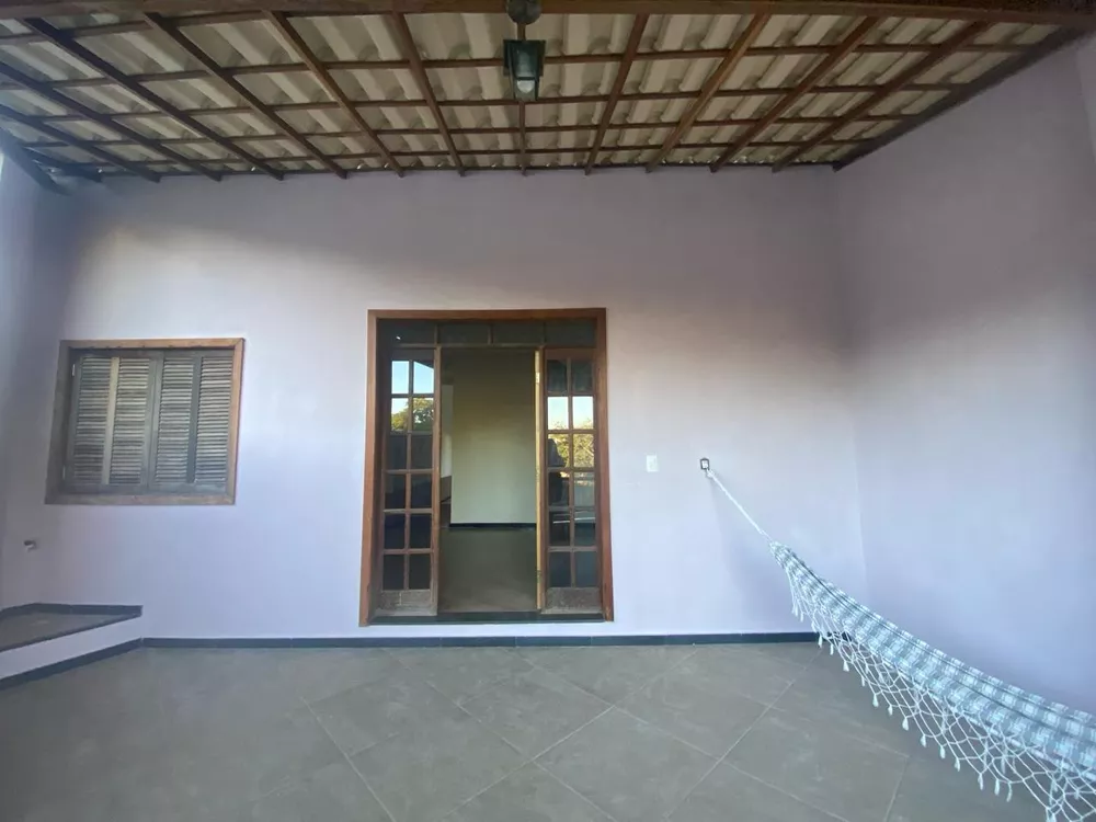 Casa para alugar com 3 quartos, 100m² - Foto 3