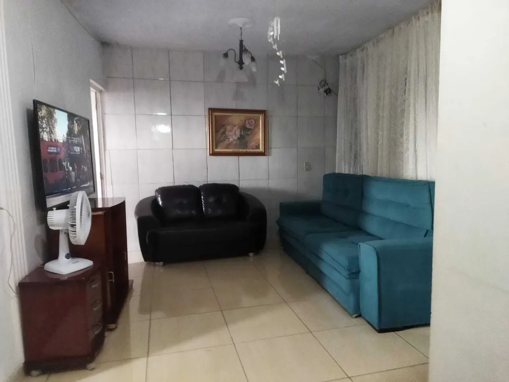 Casa, 3 quartos, 200 m² - Foto 1