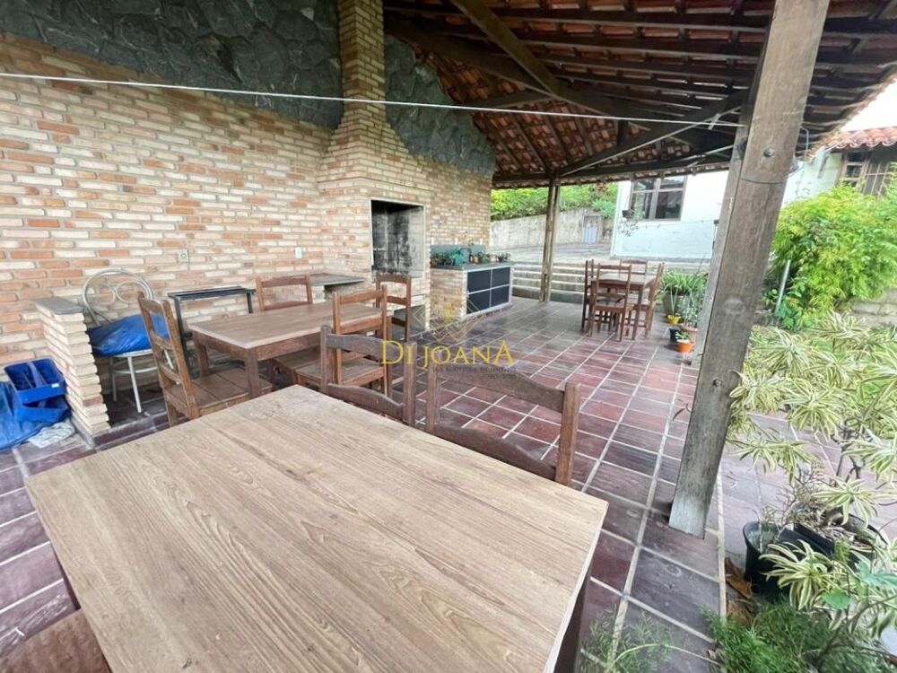 Casa à venda com 4 quartos, 720m² - Foto 4
