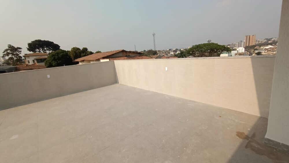Cobertura à venda com 3 quartos, 60m² - Foto 1