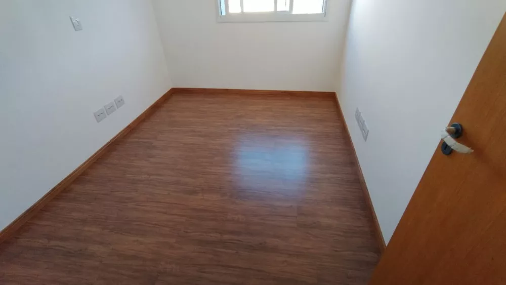 Apartamento à venda com 3 quartos, 80m² - Foto 7