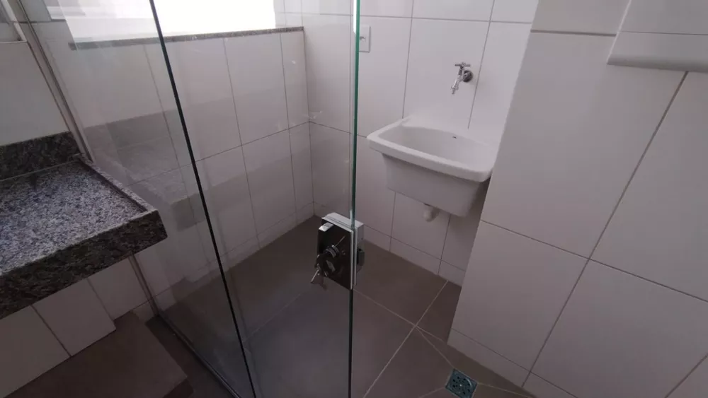 Apartamento à venda com 3 quartos, 80m² - Foto 25