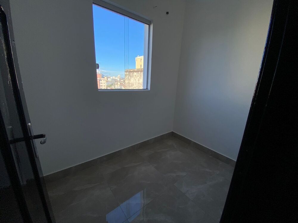 Apartamento à venda com 2 quartos, 70m² - Foto 5