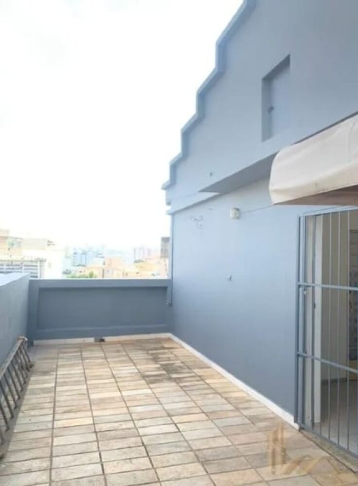 Casa à venda com 7 quartos, 321m² - Foto 2