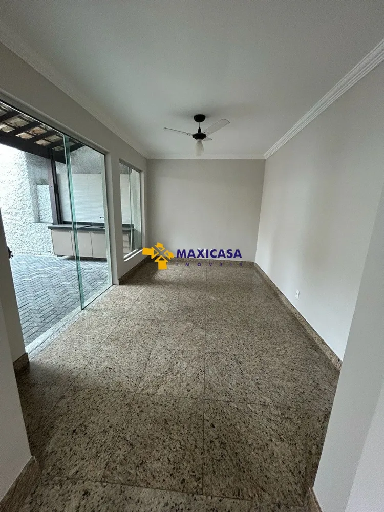 Casa, 3 quartos, 219 m² - Foto 7
