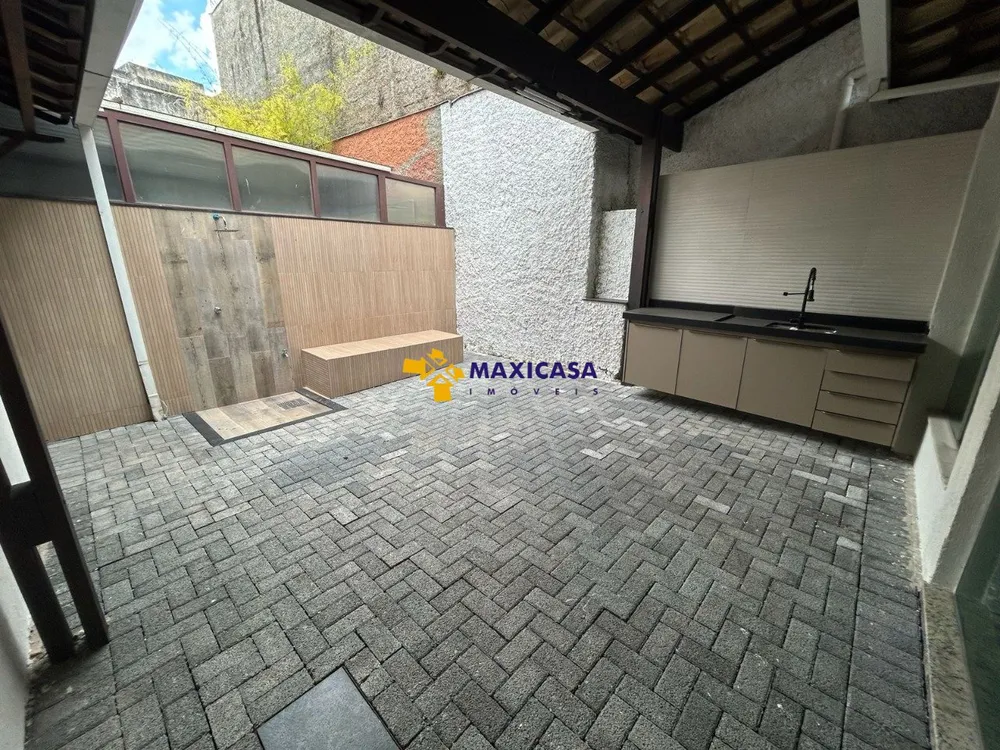 Casa, 3 quartos, 219 m² - Foto 9
