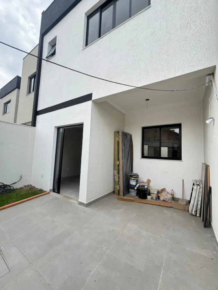 Casa, 3 quartos, 122 m² - Foto 2