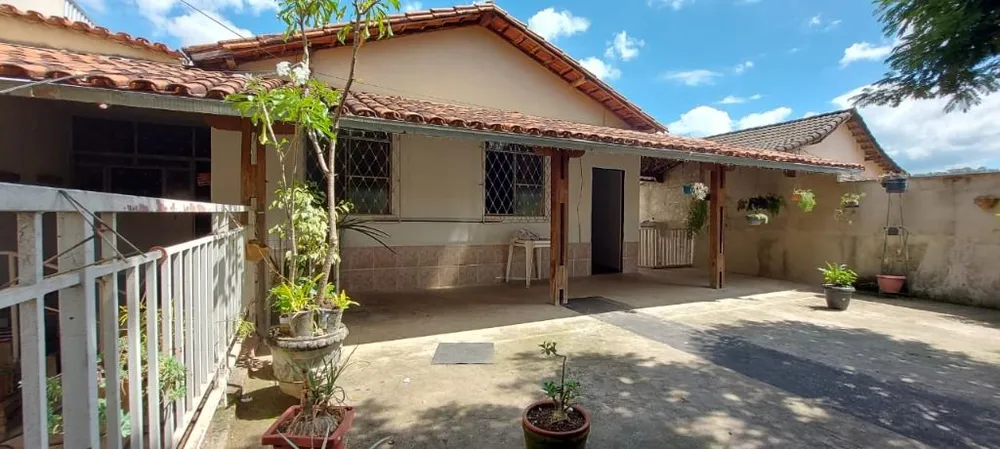 Casa, 4 quartos, 360 m² - Foto 1