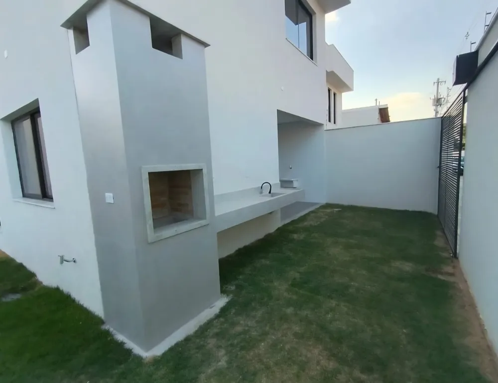 Casa, 3 quartos, 124 m² - Foto 1