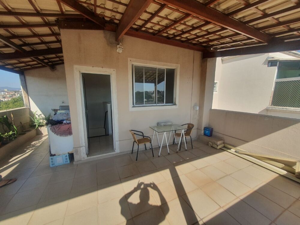 Cobertura à venda com 2 quartos, 120m² - Foto 1