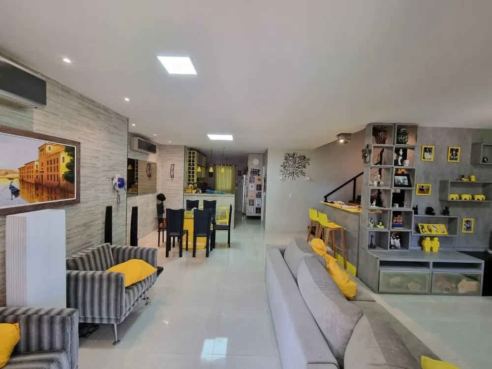 Casa, 4 quartos, 212 m² - Foto 2