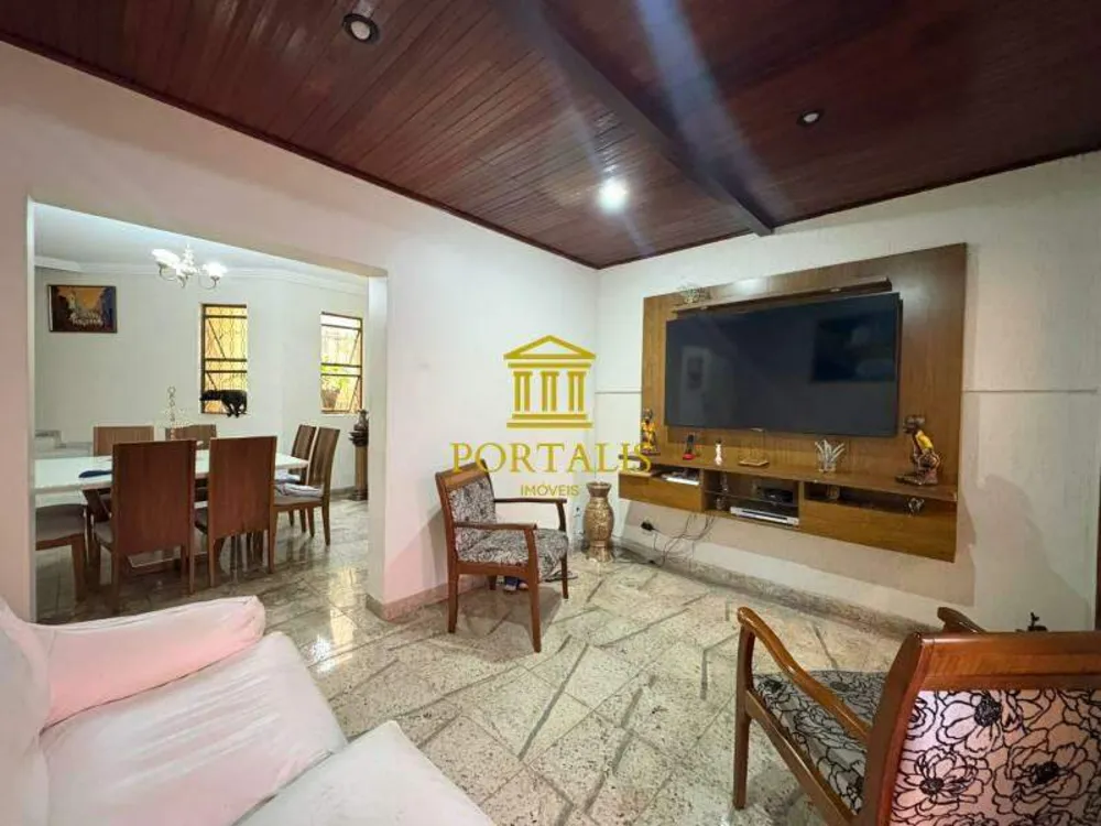 Casa, 3 quartos, 268 m² - Foto 14