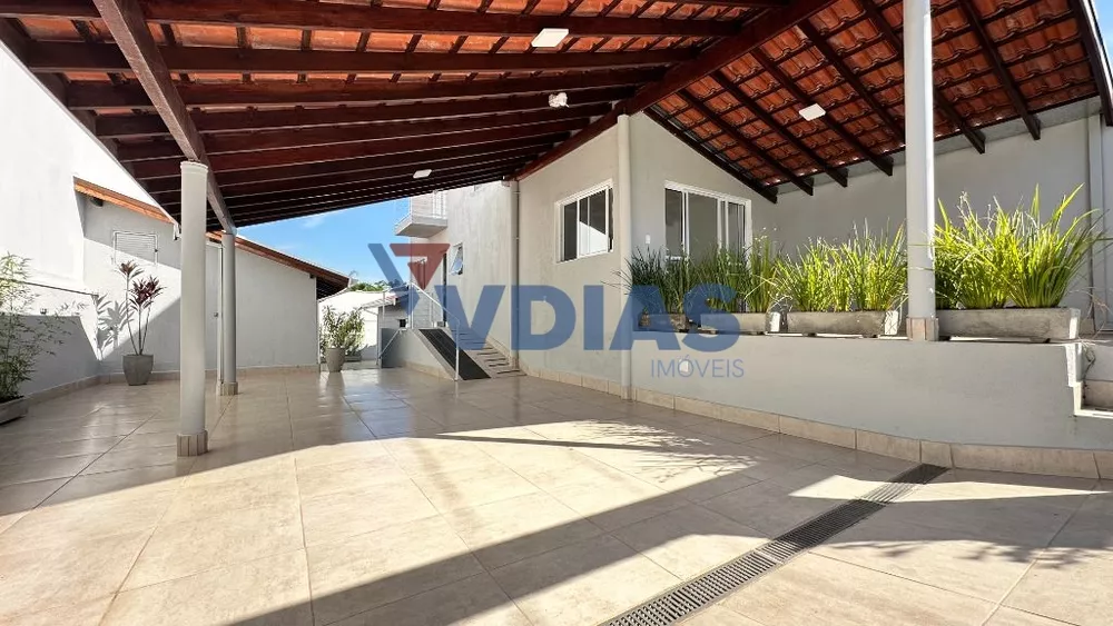 Casa à venda com 2 quartos, 250m² - Foto 12