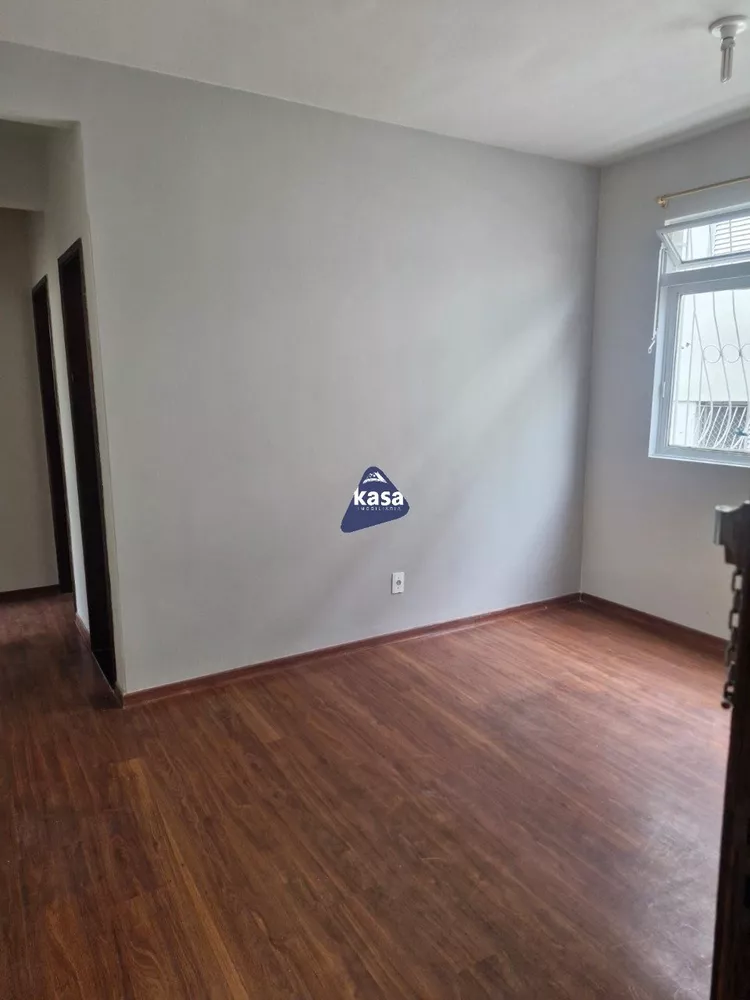 Apartamento à venda com 3 quartos, 60m² - Foto 1