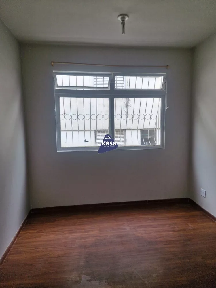 Apartamento à venda com 3 quartos, 60m² - Foto 4