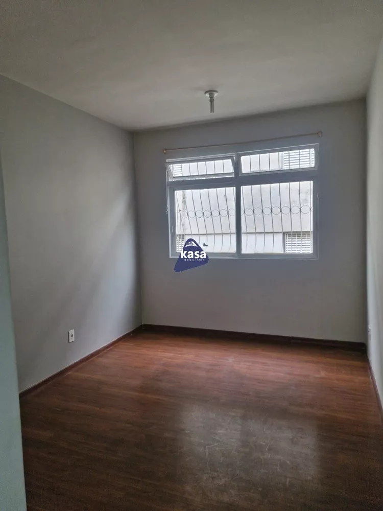 Apartamento à venda com 3 quartos, 60m² - Foto 3