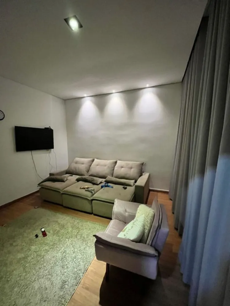 Casa, 3 quartos, 300 m² - Foto 2