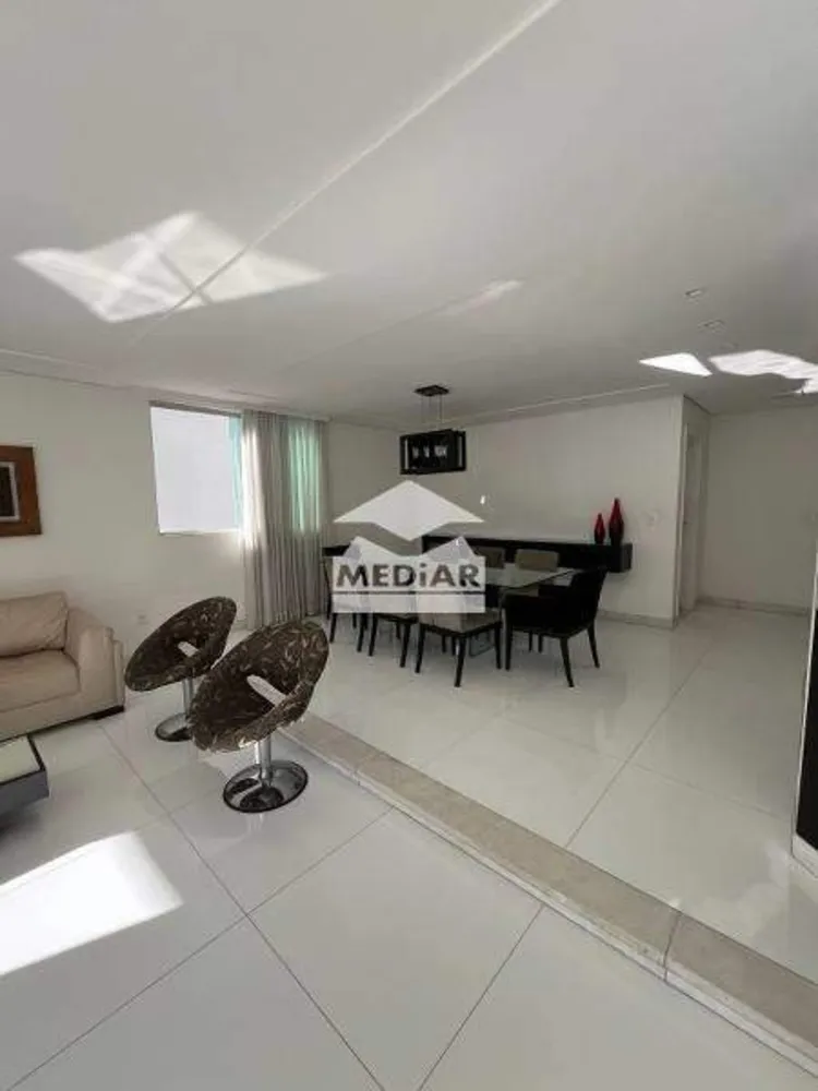Casa, 4 quartos, 360 m² - Foto 2