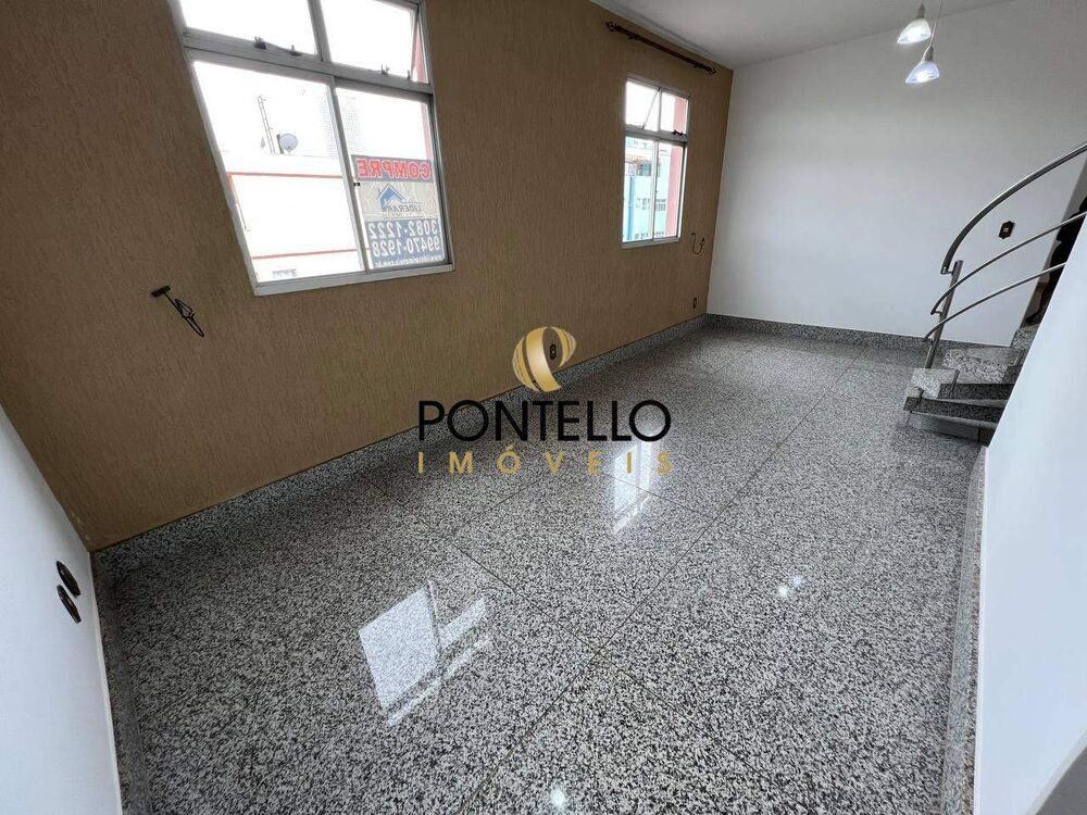 Cobertura à venda com 4 quartos, 211m² - Foto 1