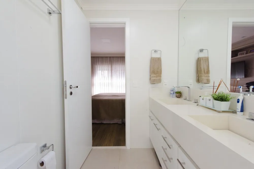 Apartamento, 3 quartos, 1539 m² - Foto 2