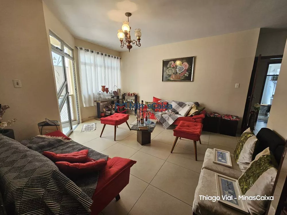 Apartamento à venda com 3 quartos, 173m² - Foto 2