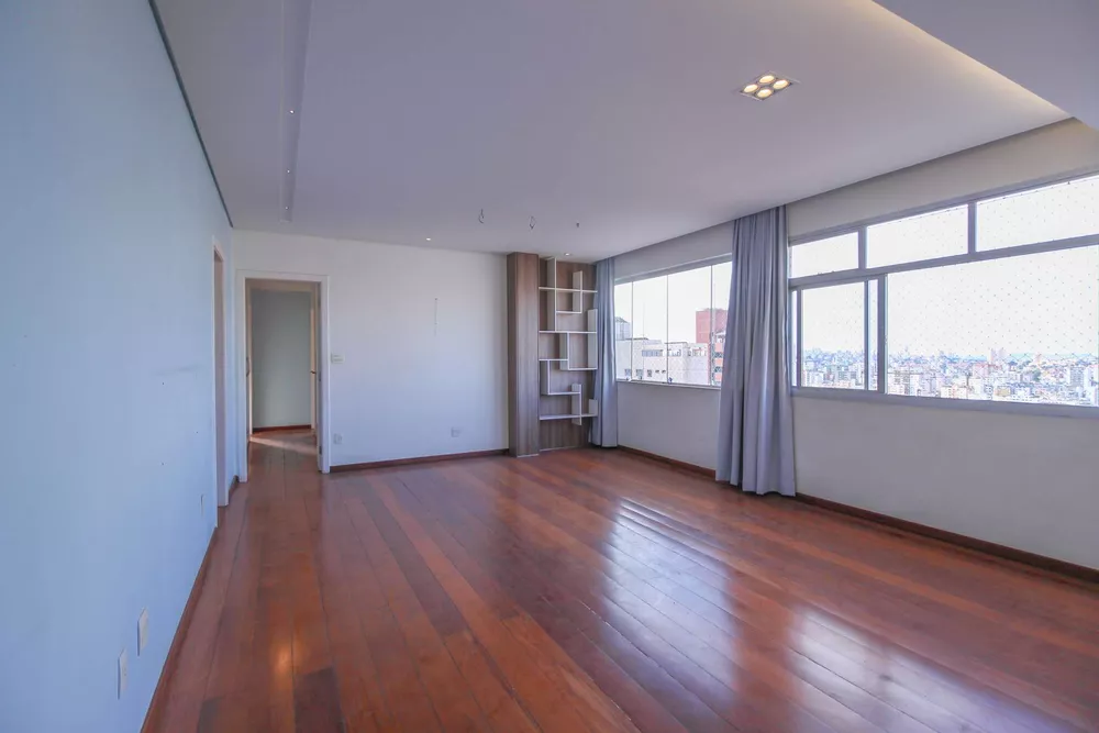 Apartamento à venda com 3 quartos, 110m² - Foto 3