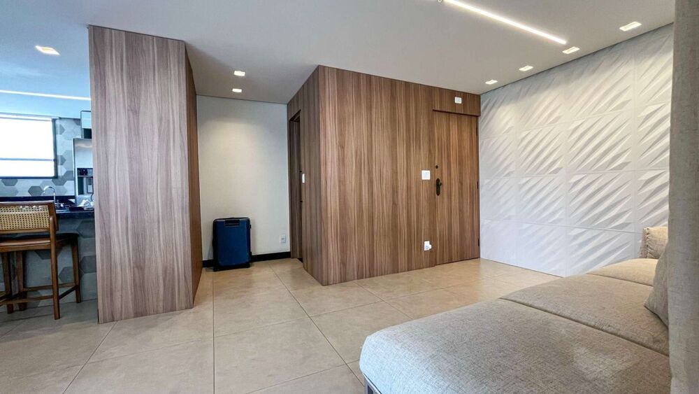 Apartamento à venda com 3 quartos, 140m² - Foto 3