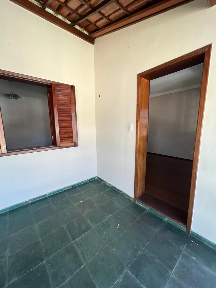 Casa, 5 quartos, 225 m² - Foto 8
