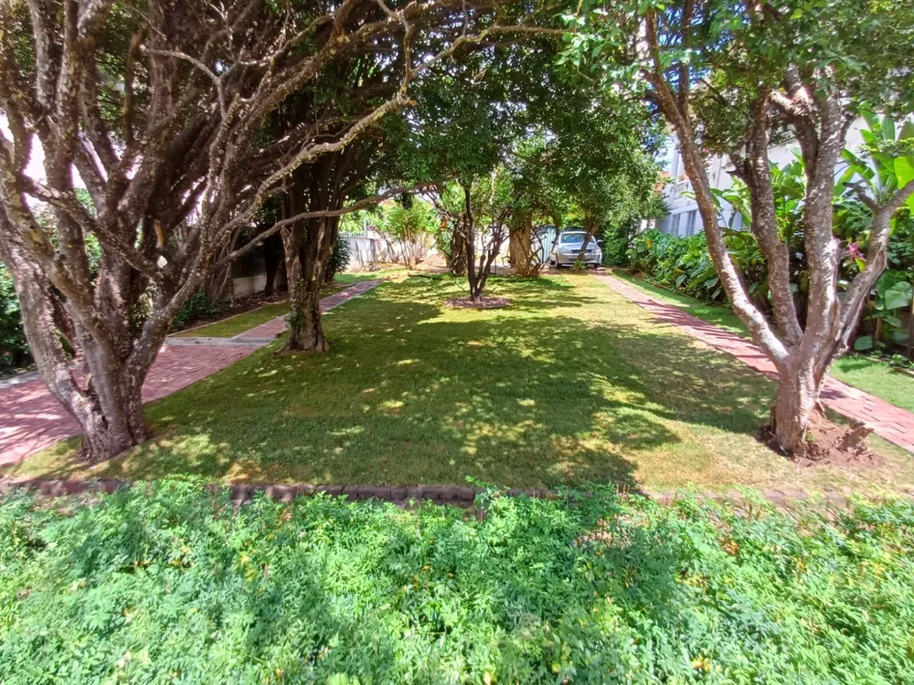 Casa, 3 quartos, 1008 m² - Foto 4