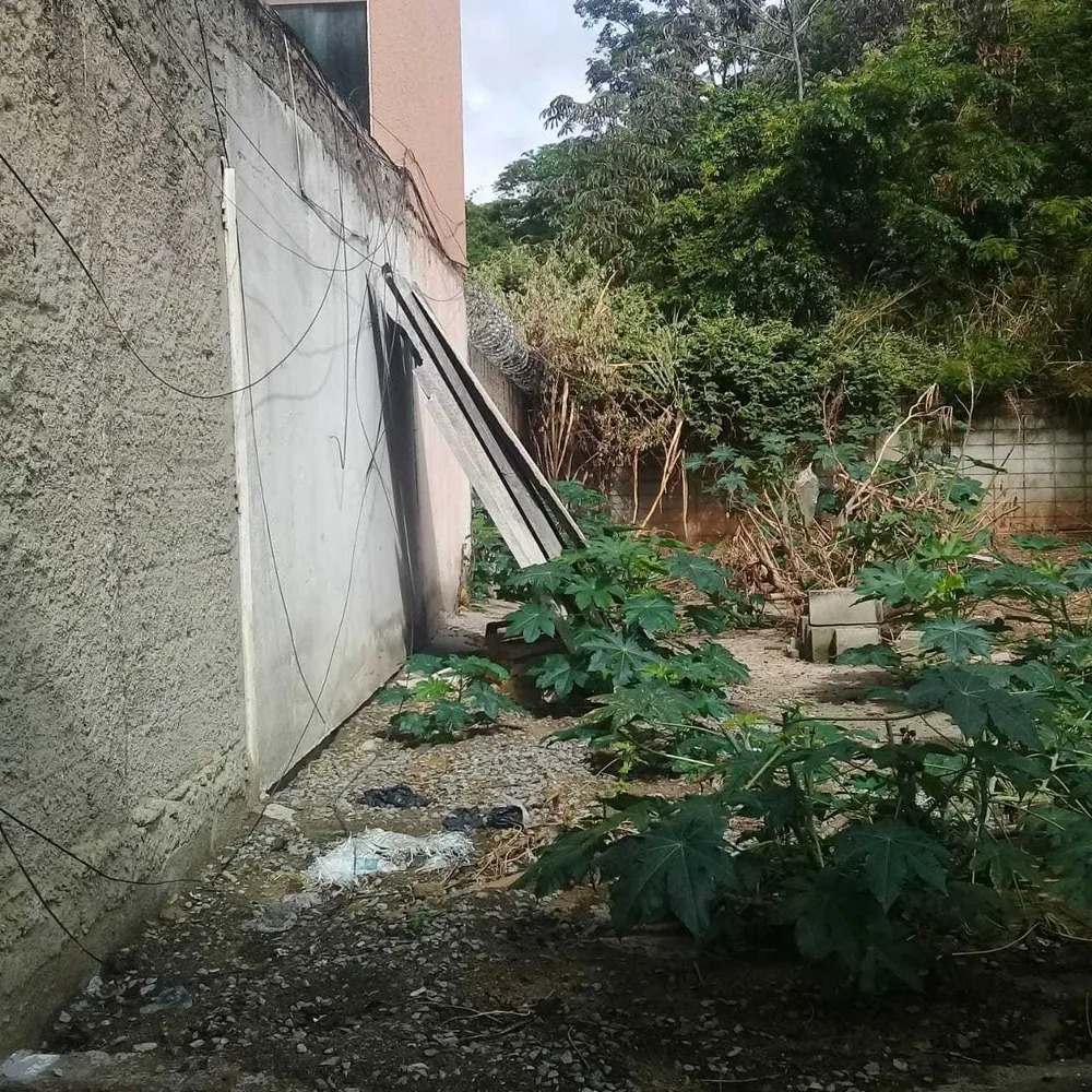 Terreno, 200 m² - Foto 2