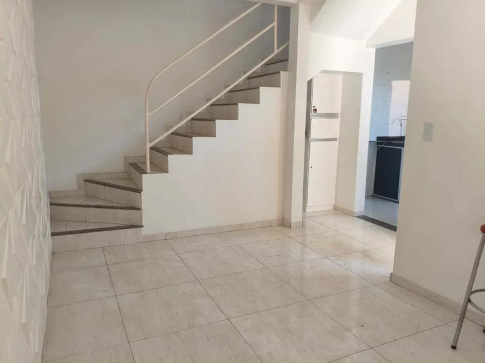 Casa, 2 quartos, 60 m² - Foto 1