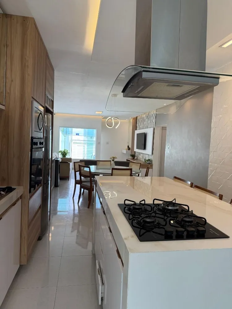 Casa, 3 quartos, 200 m² - Foto 9