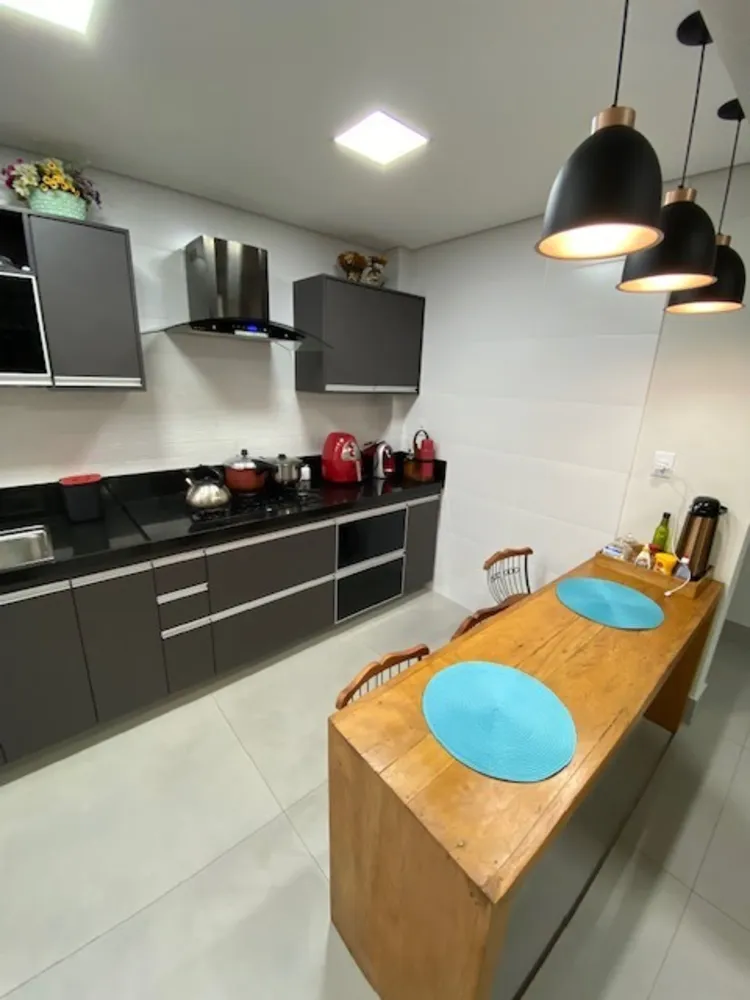 Apartamento, 3 quartos, 93 m² - Foto 2