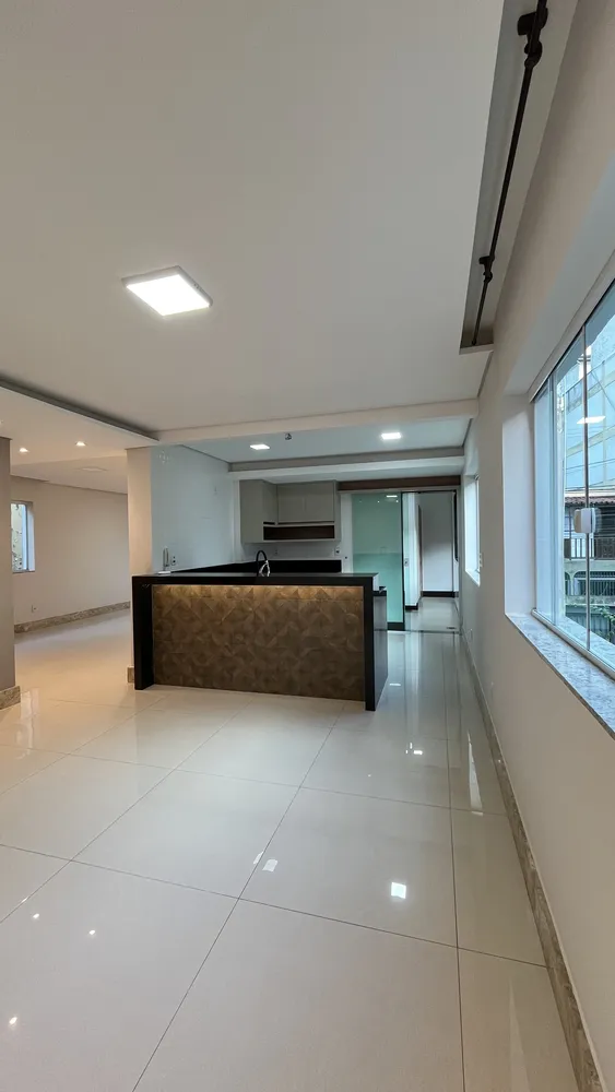Apartamento, 3 quartos, 140 m² - Foto 1