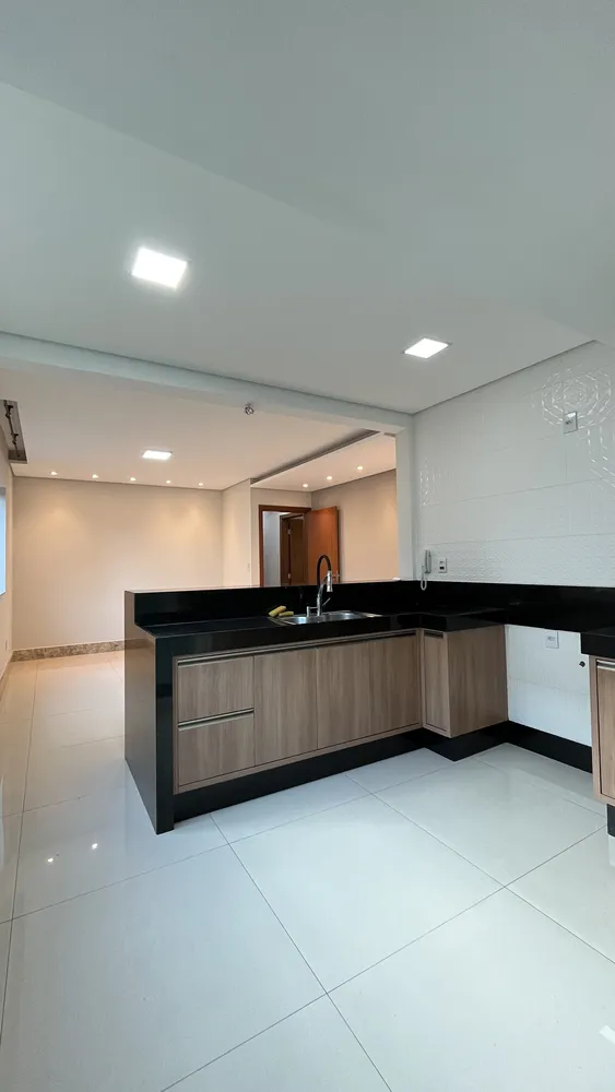 Apartamento, 3 quartos, 140 m² - Foto 2
