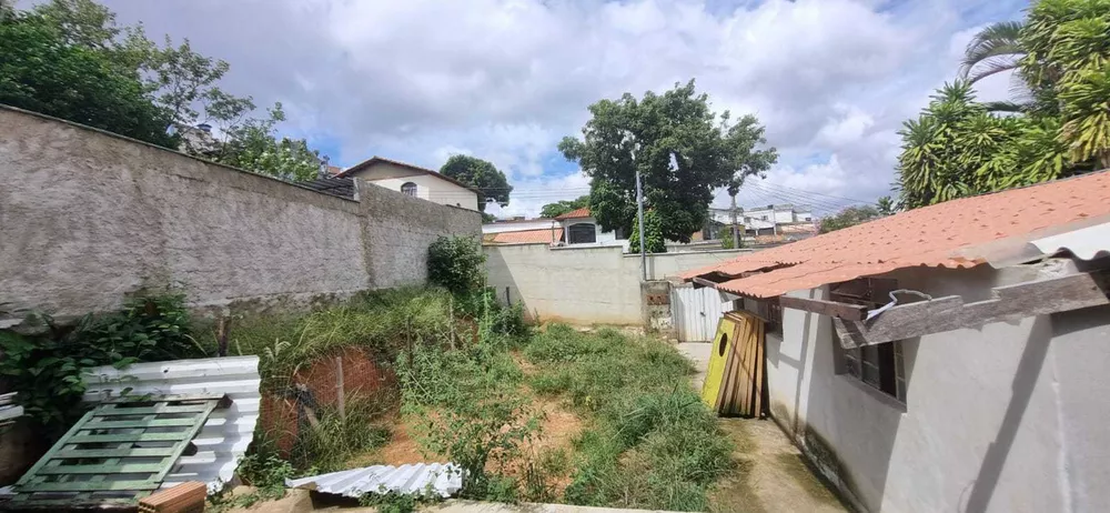 Casa à venda com 3 quartos, 180m² - Foto 4