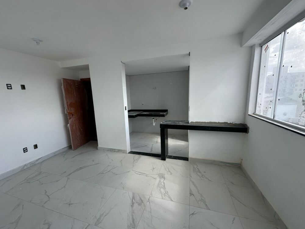 Apartamento à venda com 2 quartos, 60m² - Foto 1