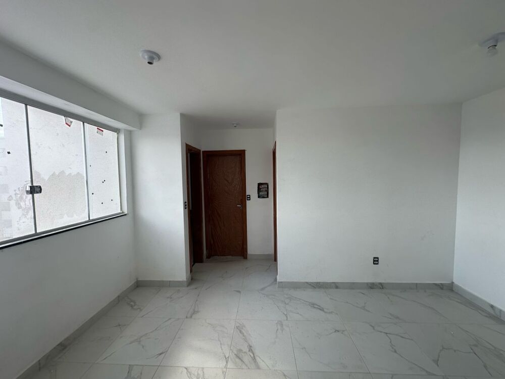 Apartamento à venda com 2 quartos, 60m² - Foto 3