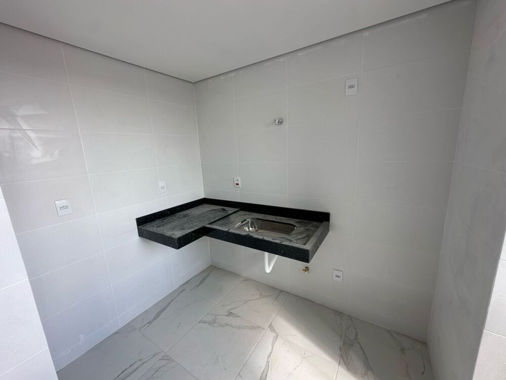 Apartamento à venda com 2 quartos, 60m² - Foto 4
