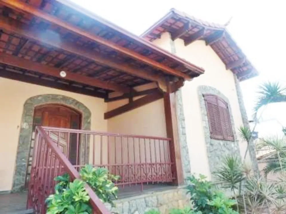 Casa, 3 quartos, 246 m² - Foto 2