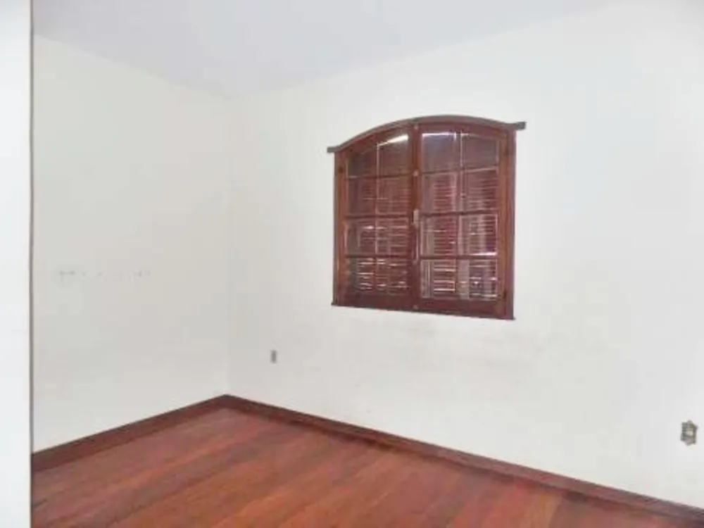 Casa, 3 quartos, 246 m² - Foto 8