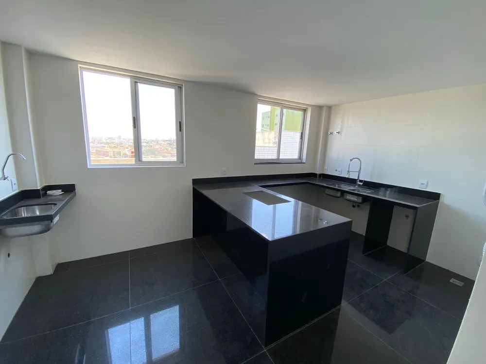 Cobertura, 4 quartos, 220 m² - Foto 4