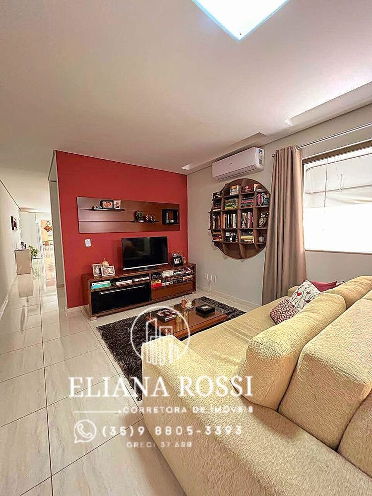 Casa à venda com 3 quartos, 180m² - Foto 2