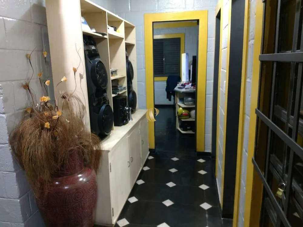 Casa, 3 quartos, 288 m² - Foto 3
